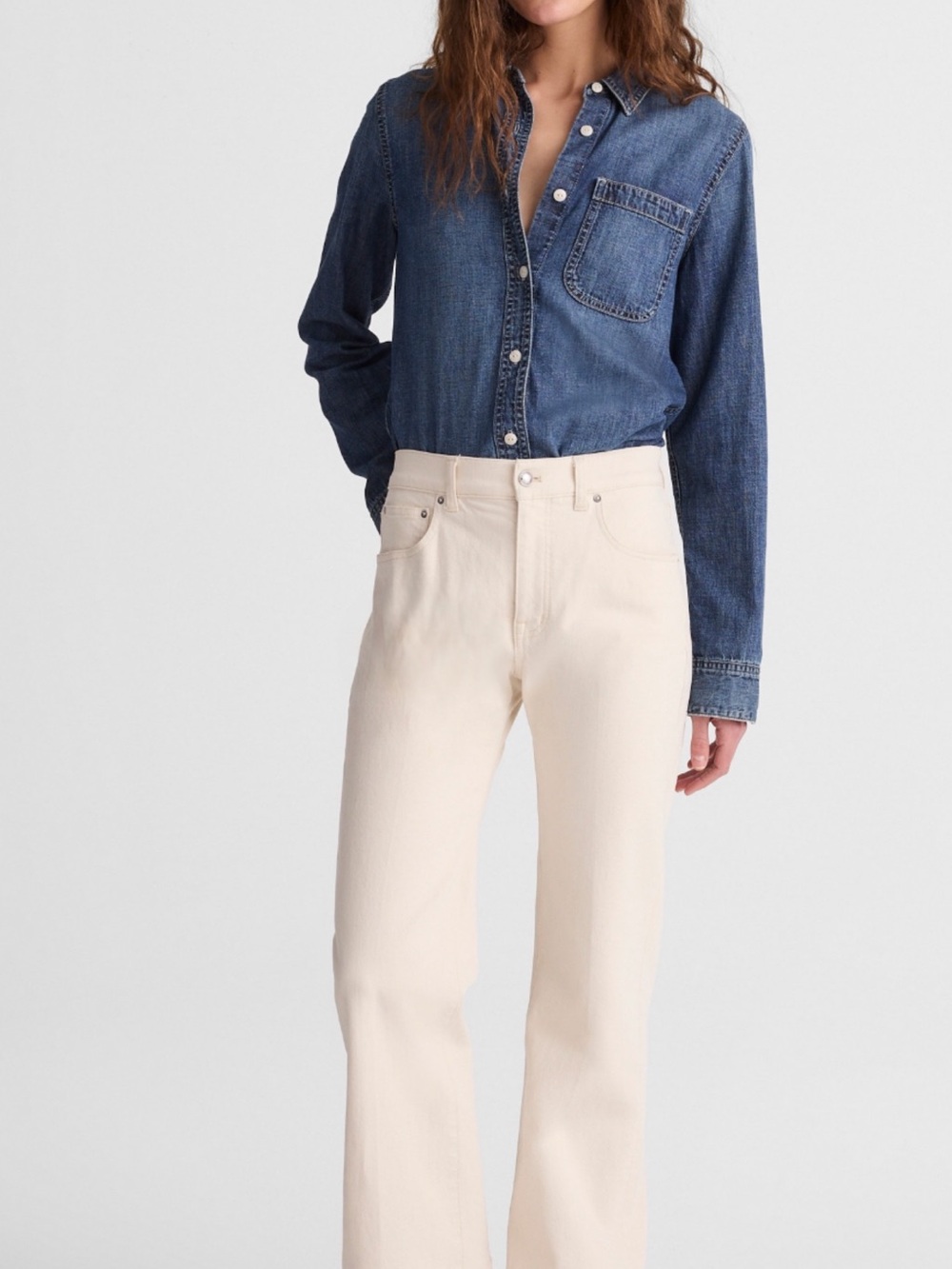 Madewell- NWT’s Relaxed Bootcut Jean in Ecru